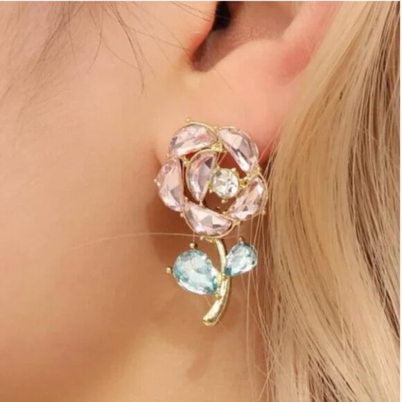 ⭐💍 FREE Baguette Flower Floral Hipster Plant Chic Glam Stud Artsy Hip Earrings - Picture 1 of 9